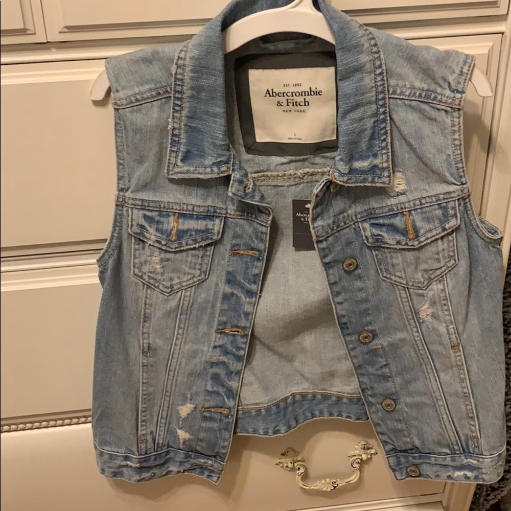 Abercrombie and Fitch Jean Vest